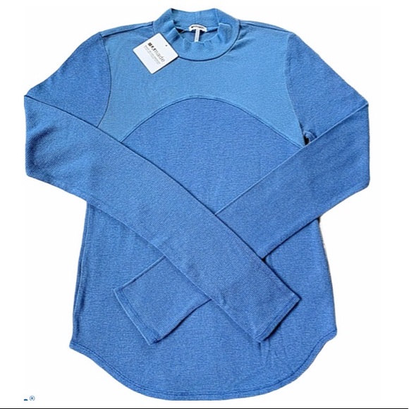 LAMADE Top Long Sleeve Highneck NWT tee Size S - Picture 2 of 8